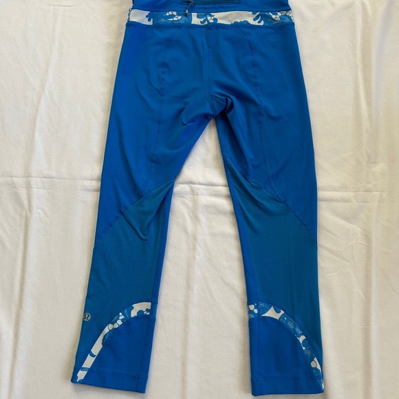 Lululemon Blue Groove pants - Picture 8 of 8